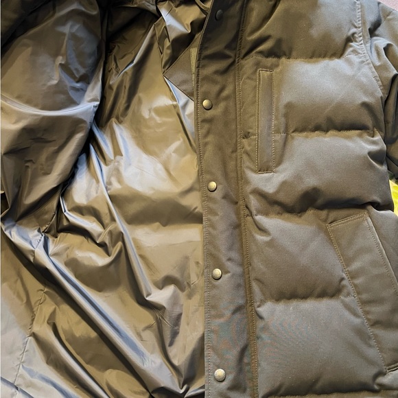 Canada Goose Men's Carson Parka Jacket - Picture 5 of 10